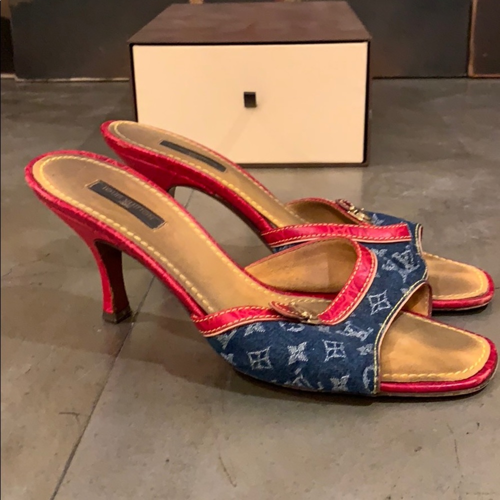 Louis Vuitton denim and alligator sandals